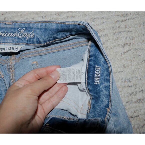 Light Blue Jeans with Floral Print - American Eagle - Picture 4 of 6